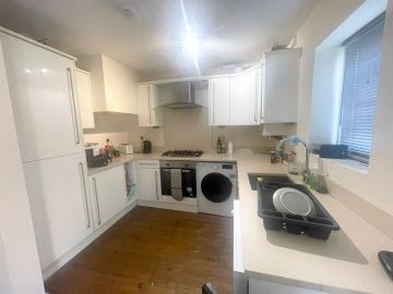 Yeomans Court